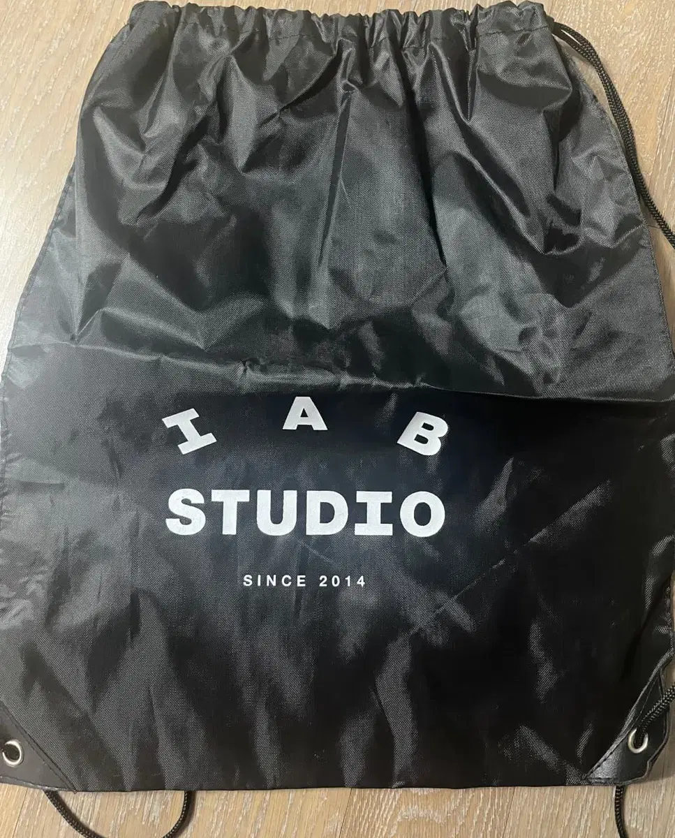 iab studio 짐색